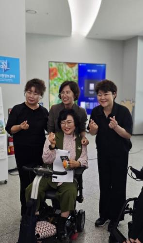 ▲ 장애여성 불편 개선 맞춤의상 패션쇼 